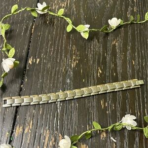 Titanium Magnetic Therapy Silver Bracelet